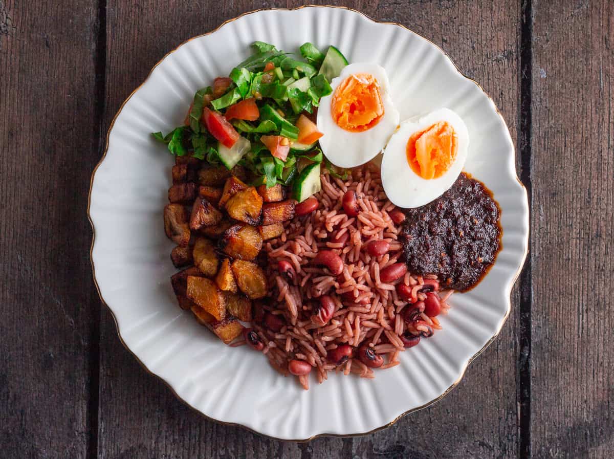 Easy Ghanaian Waakye · Eat Well Abi