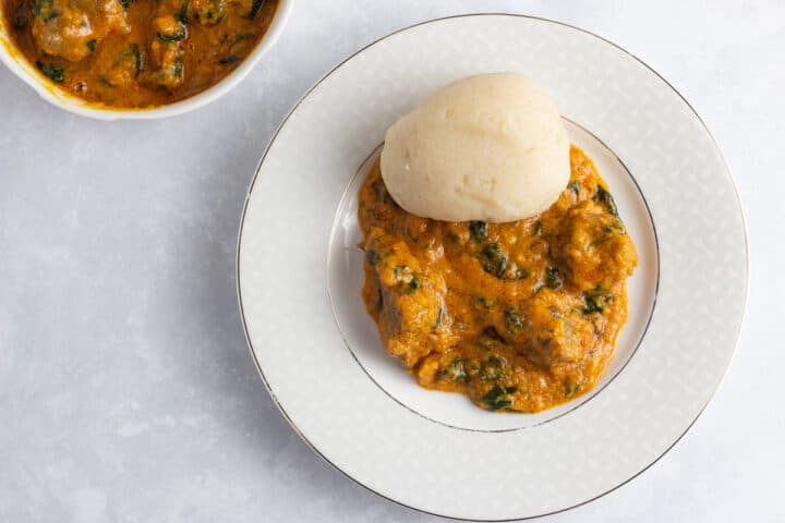 Miyan taushe - Hausa soup served with semolina