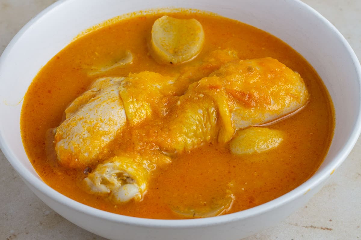 Ghana Chicken Light Soup · eat well abi