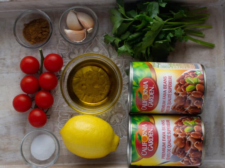 Ingredients for Egyptian Ful Medames 